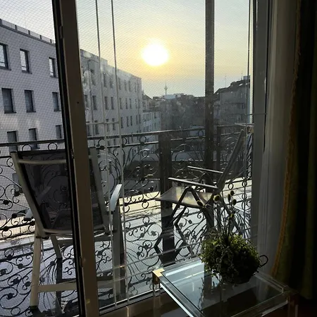 Am Wehrhahn Apartment *